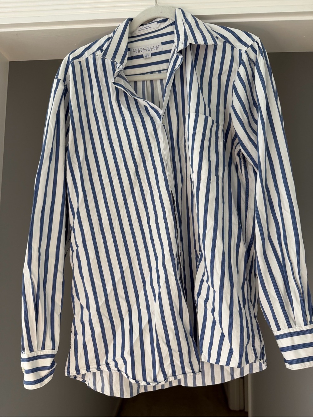 Perry Ellis Men's White Shirt with Blue Vertical Stripes